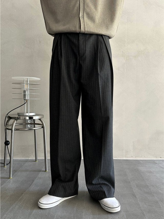 Stripe Pleated Wide Slacks