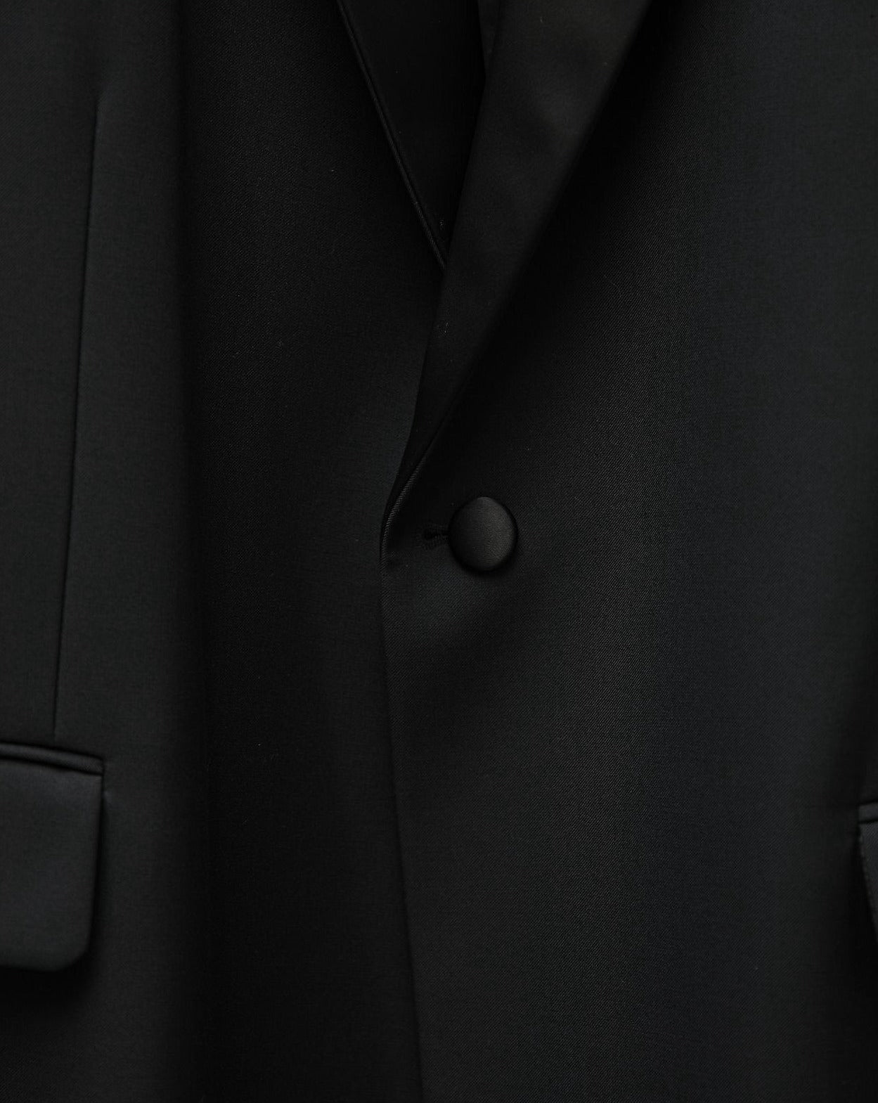 【PAPERMOON ペーパームーン】SS / Oversized Silky Lapel Single Tuxedo Blazer