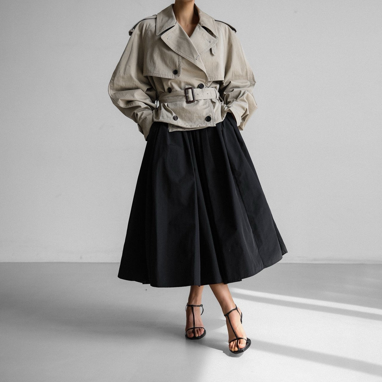 【PAPERMOON ペーパームーン】SS / Oversized Cropped Trench Coat