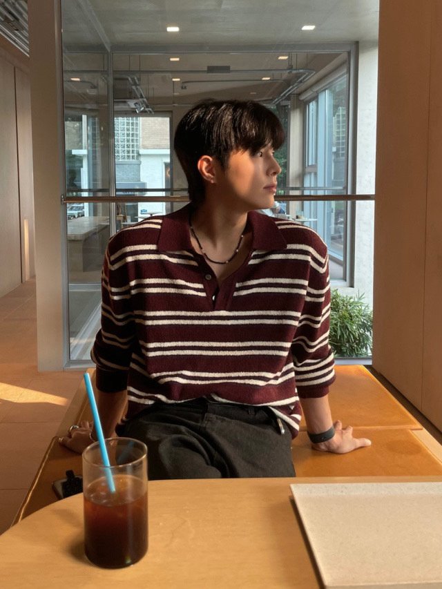 Lora Bouclé Stripe Collar Knit