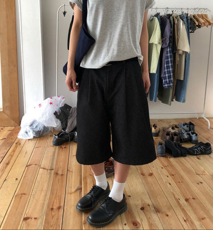 Non-Fade Denim Bermuda Pants