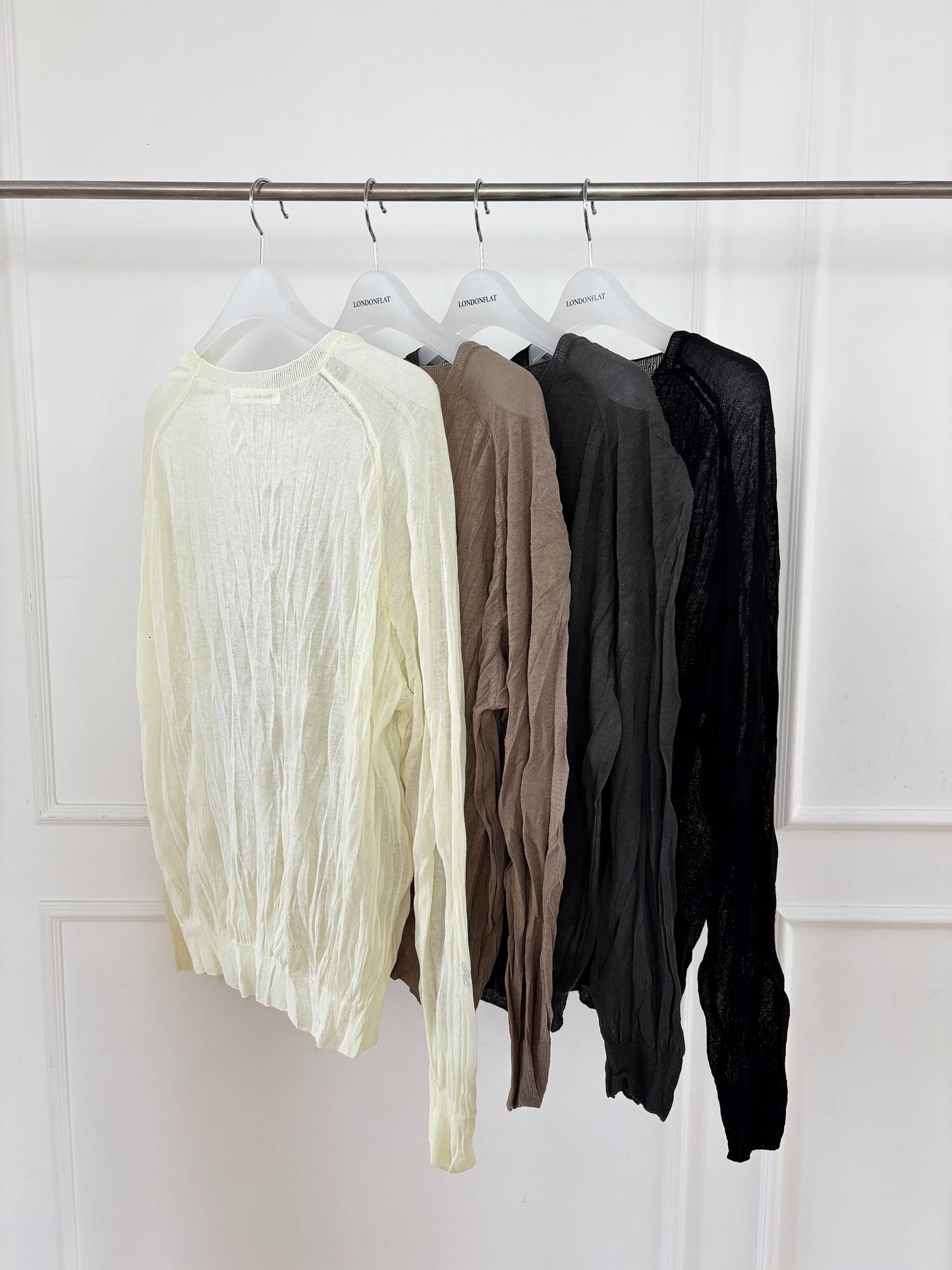 [A MA:DE 2026SS] Silhouette Blouse (2color)