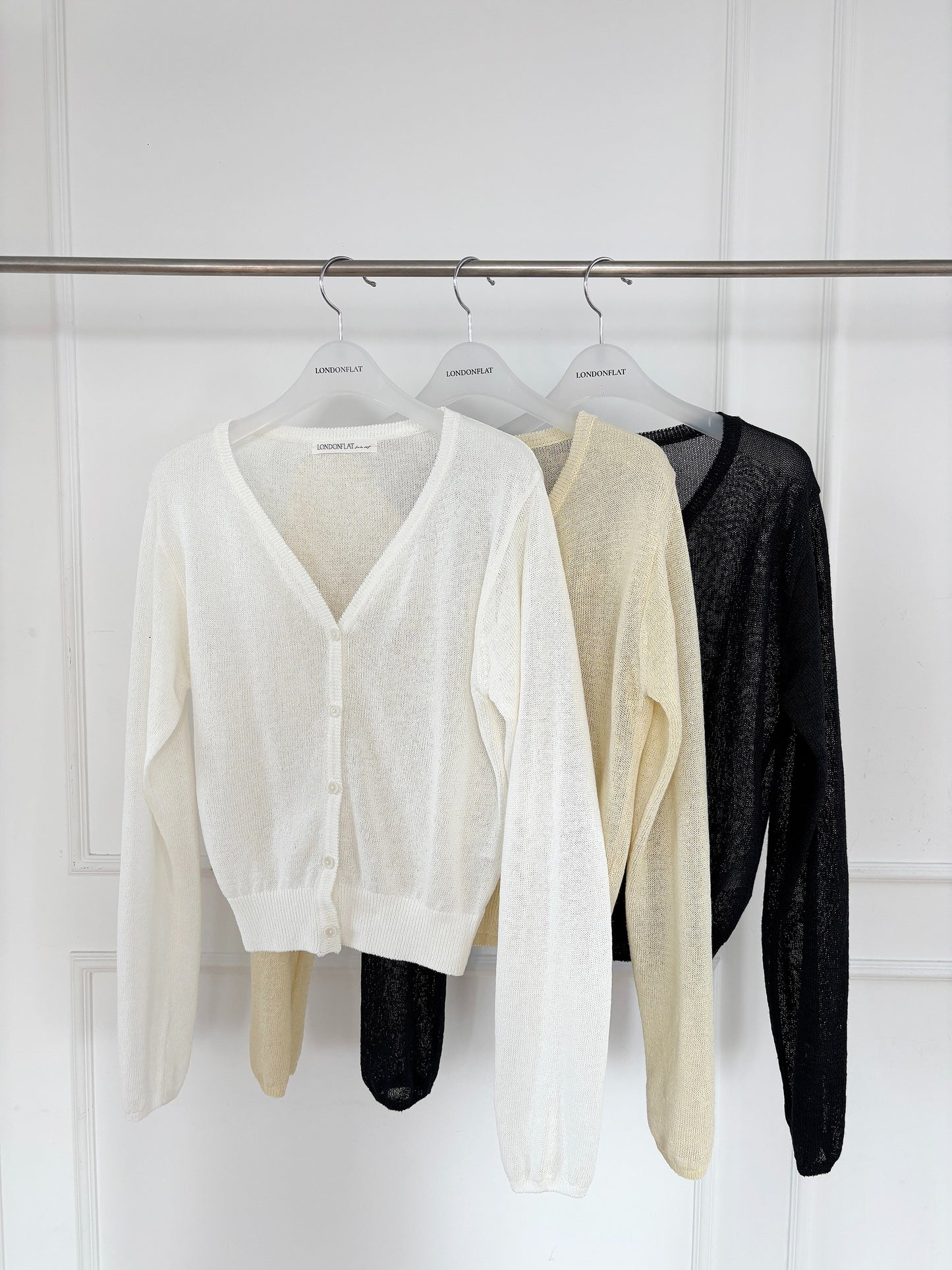 [A MA:DE 2026SS] Silhouette Blouse (2color)