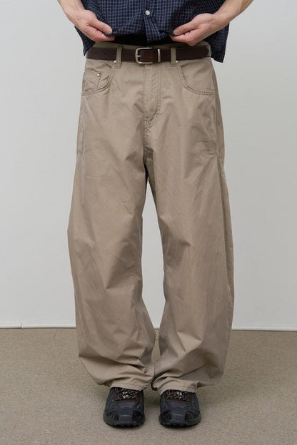 Side Tuck Wide Pants
