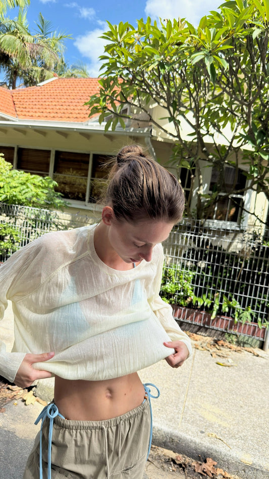 [A MA:DE 2026SS] Silhouette Blouse (2color)