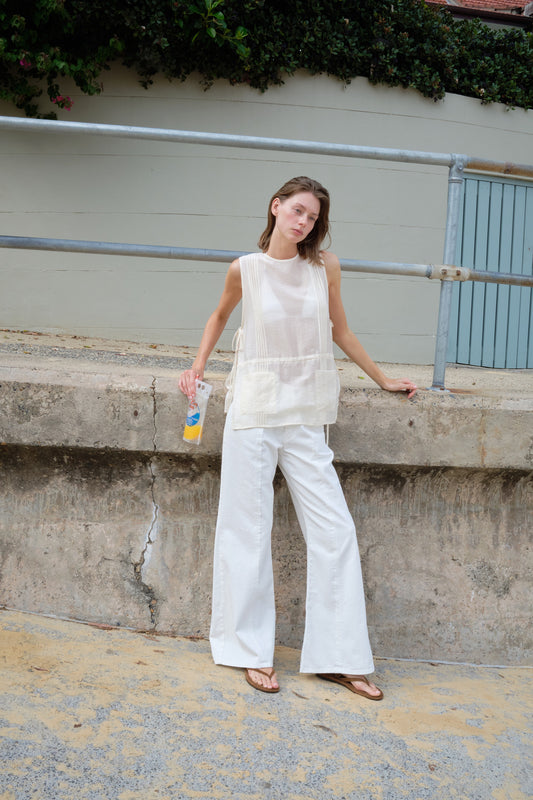 [A MA:DE 2026SS] Silhouette Blouse (2color)