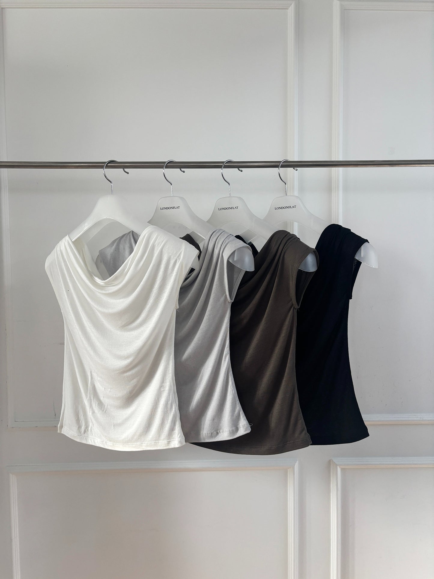 [A MA:DE 2026SS] Silhouette Blouse (2color)