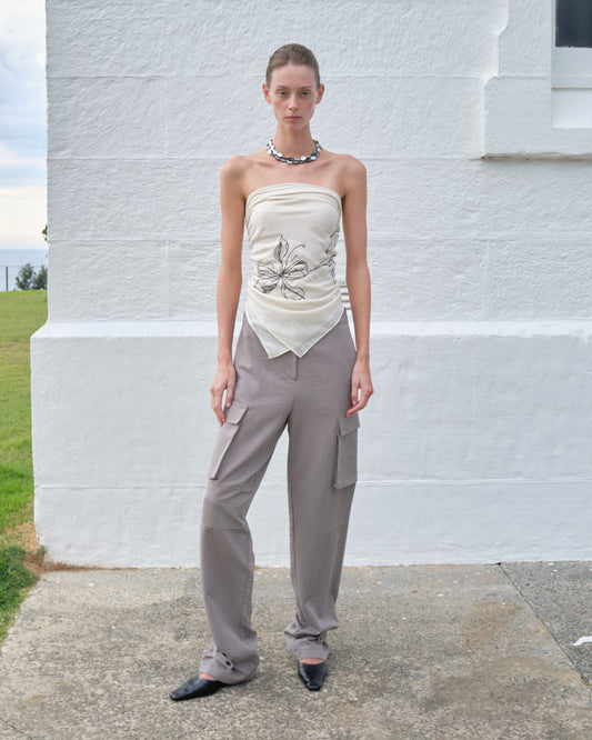 [A MA:DE 2026SS] Silhouette Blouse (2color)