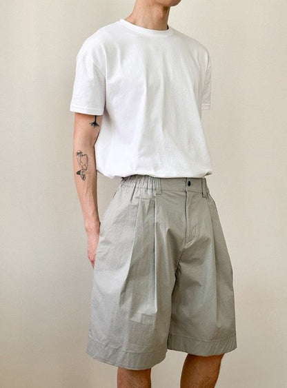 Creed Banding Two-Tuck Half Pants