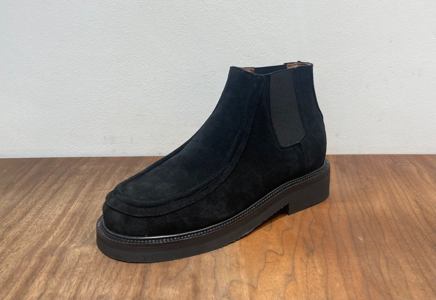 Yas Italian Suede Chelsea Boots
