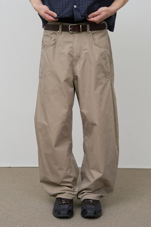 Side Tuck Wide Pants