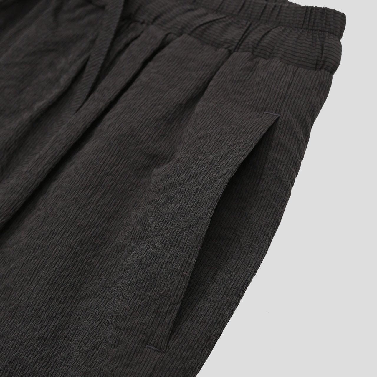 Horizon Y One-Tuck Dart Pants
