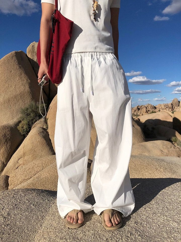Side Tuck Wide Pants