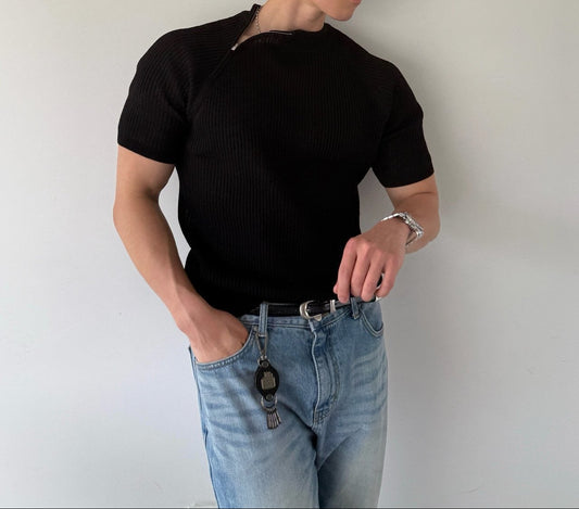 Vogue Diagonal Zip Linen Knit