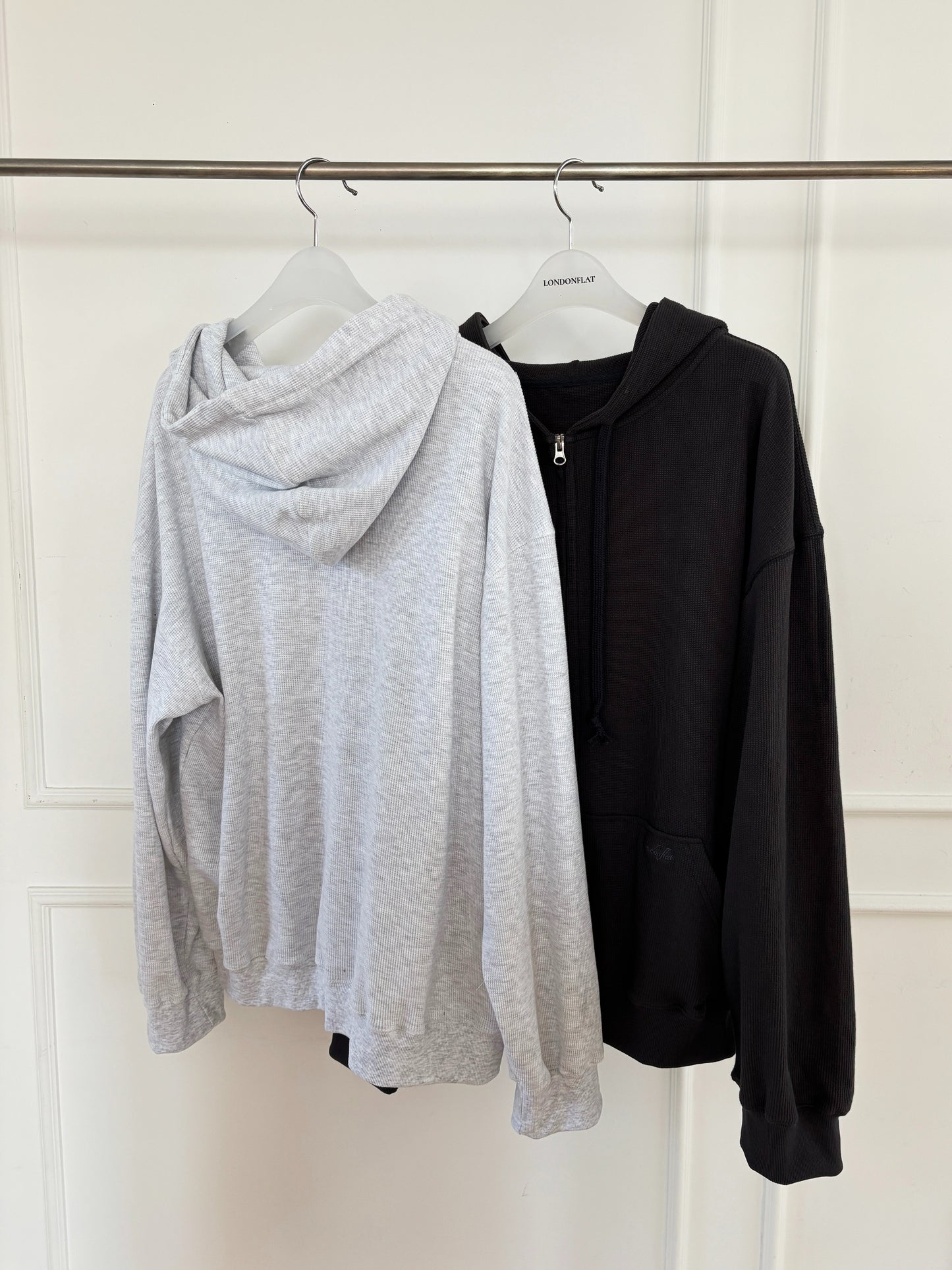 [A MA:DE 2026SS] Silhouette Blouse (2color)