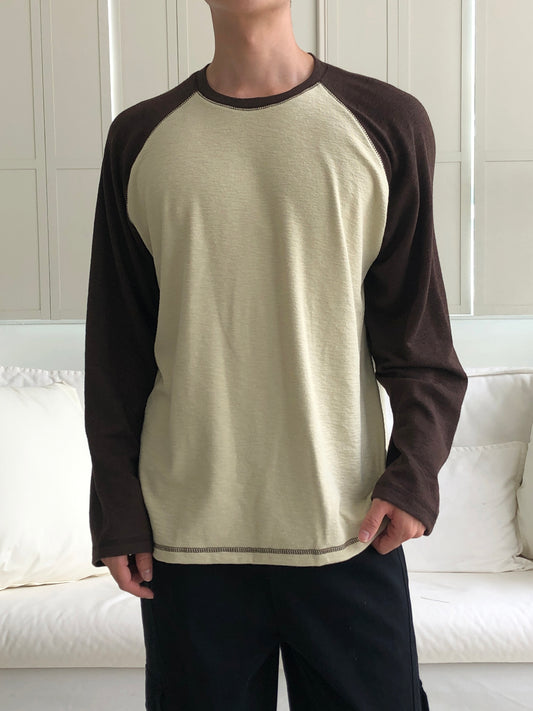 Colorblock Raglan Tee GRAY front