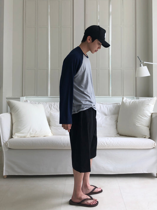 Colorblock Raglan Tee GRAY front 2