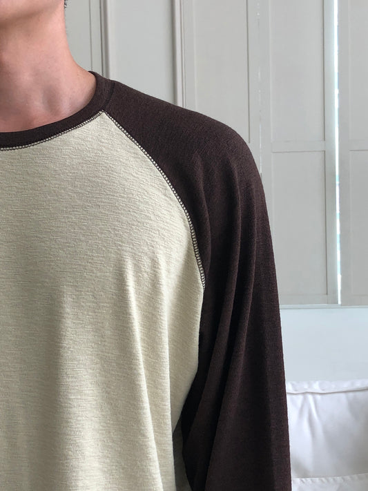 Colorblock Raglan Tee YELLOW shoulder detail