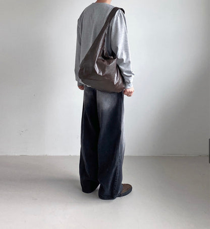 アンバランスボタンカーディガン GRAY 着用イメージ 背面