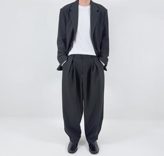 Pinstripe Oversized Blazer BLACK worn front