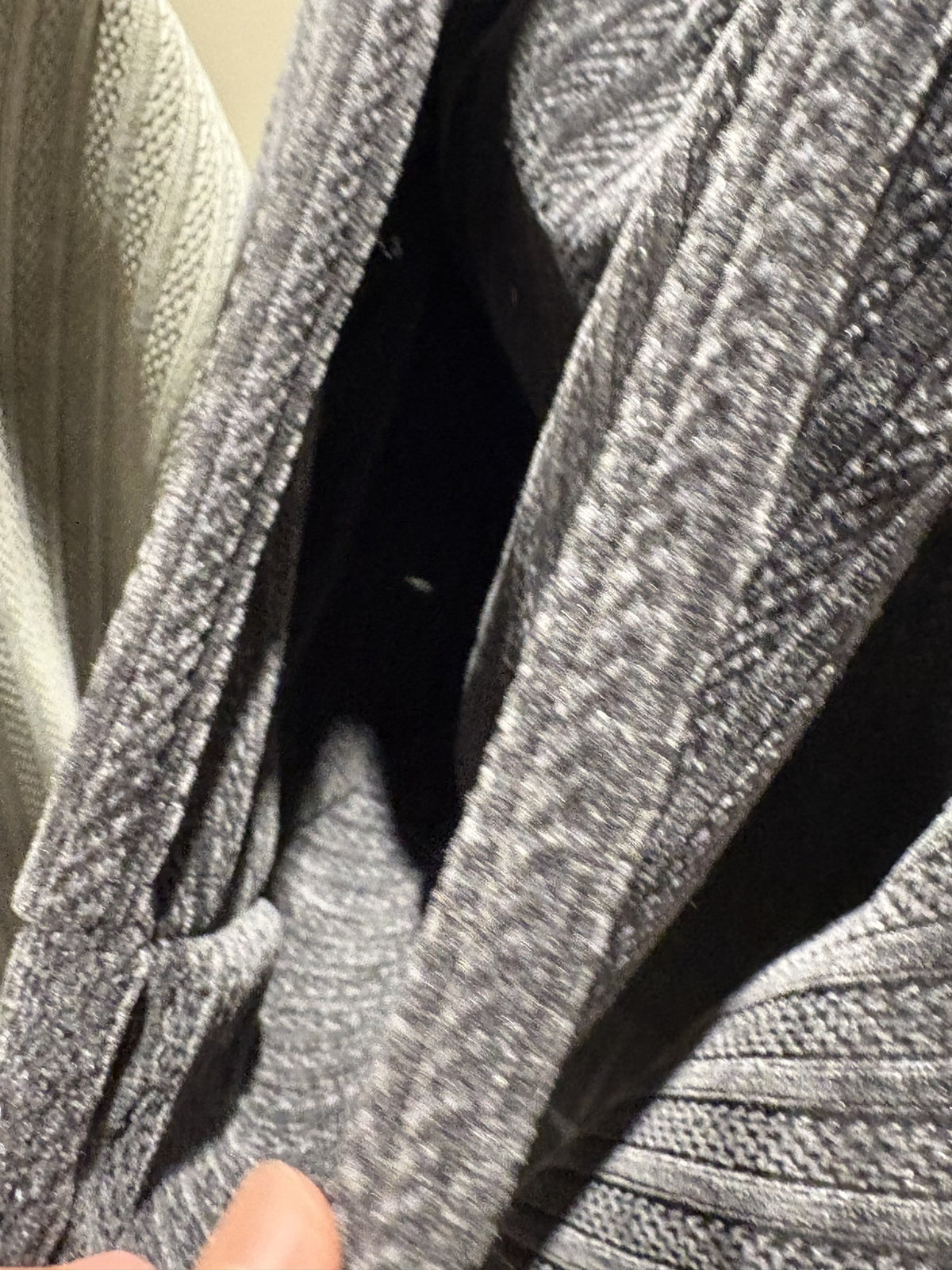 Ned Velvet Hoodie CHARCOAL detail