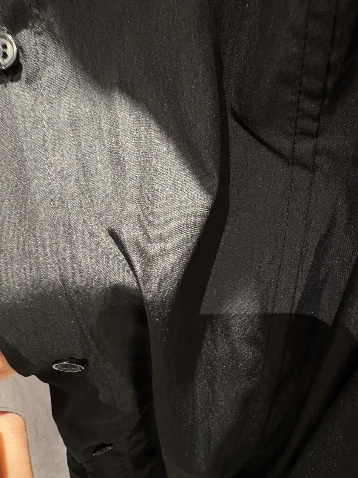 Tuck Loose Fit Shirt BLACK inside detail