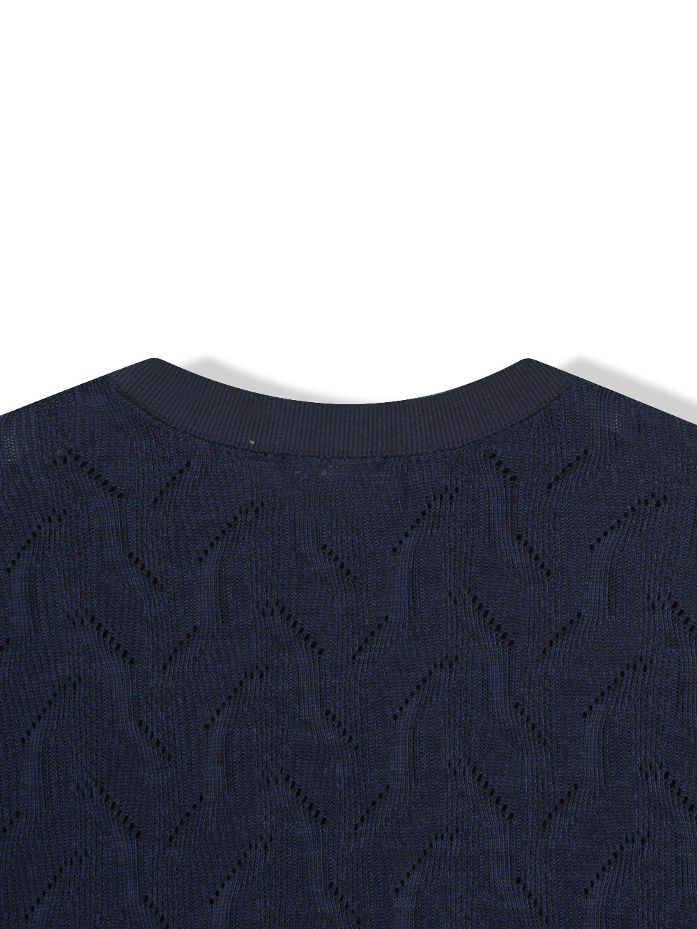 P8-NAVY-detail-back
