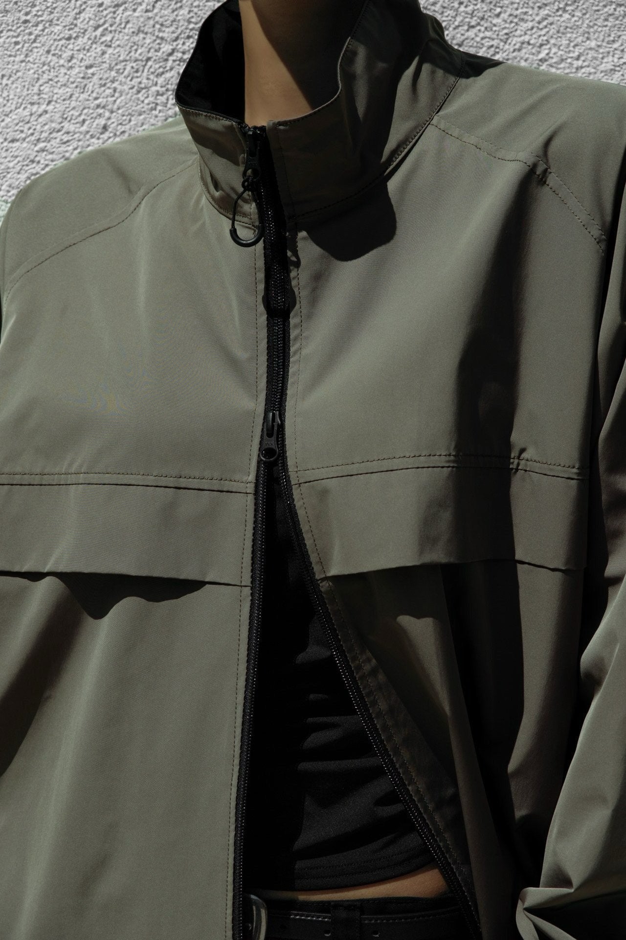 【PAPERMOON 페이퍼 문】SS / Renylon Color Block Detail Full Zipped Jacket