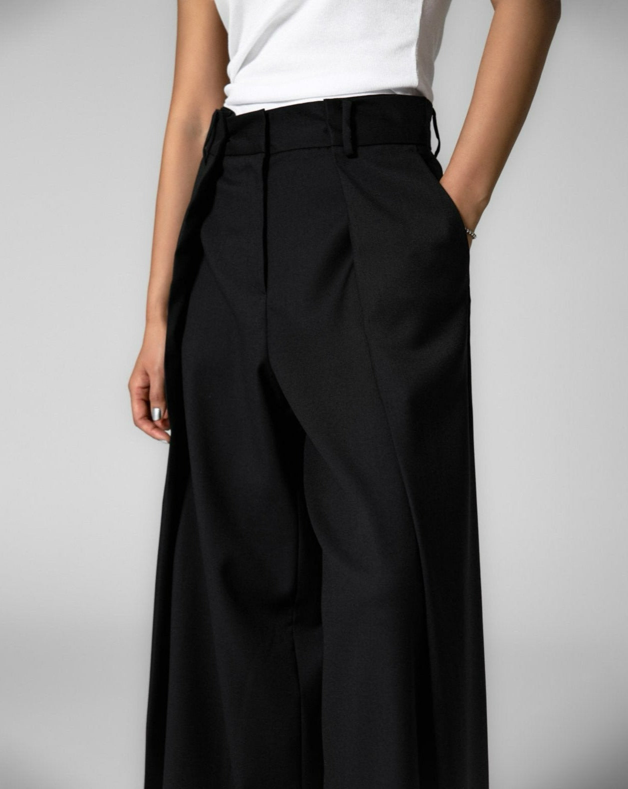 【PAPERMOON ペーパームーン】SS / LUX Squared Double Wrap Wide Detail Trousers
