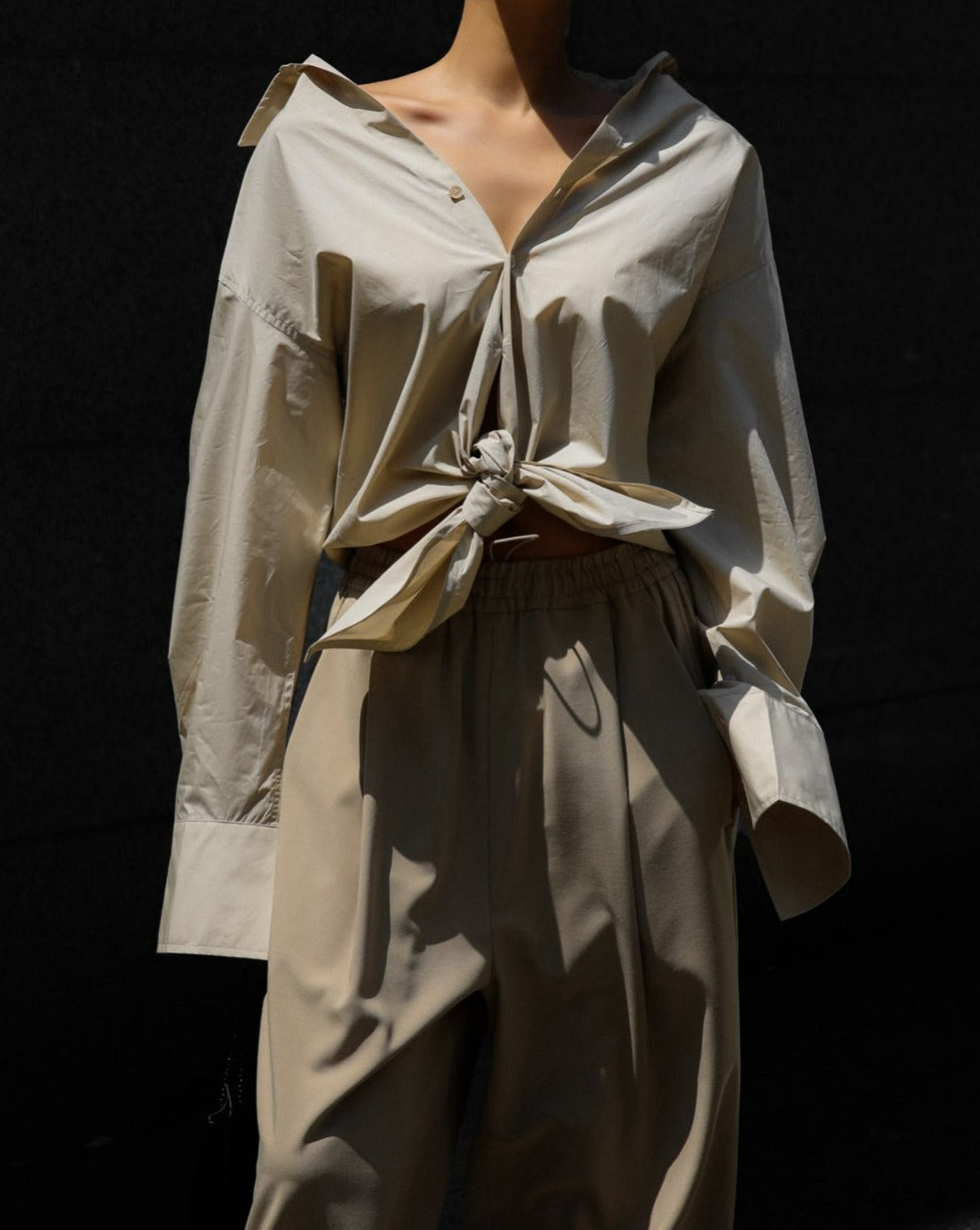 【PAPERMOON ペーパームーン】SS / Maxi Knot Detail Cotton Button Down Blouse