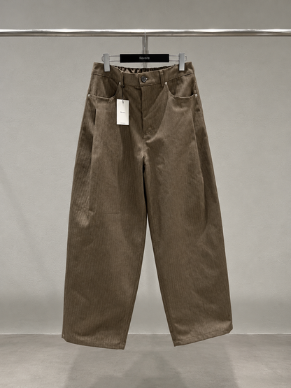 MH Curved Pants Khaki Brown