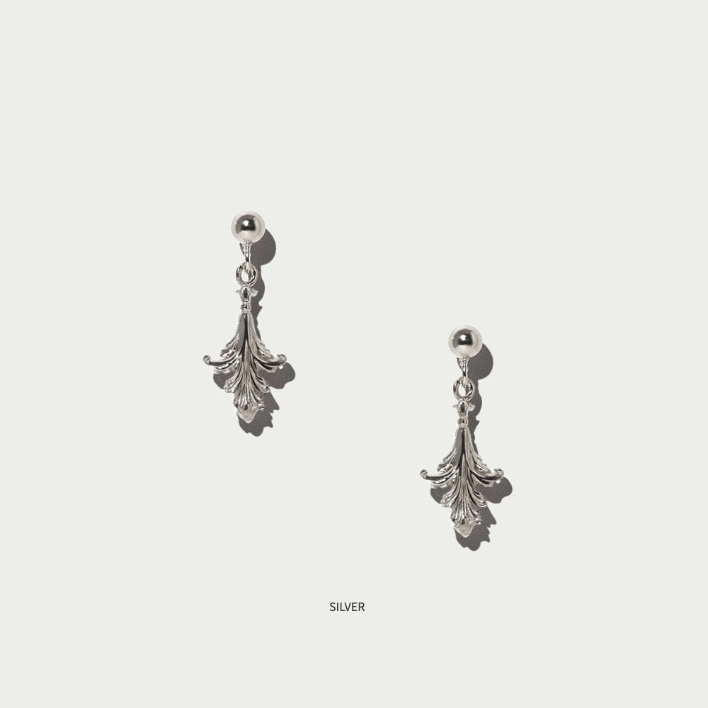 Lily Earring