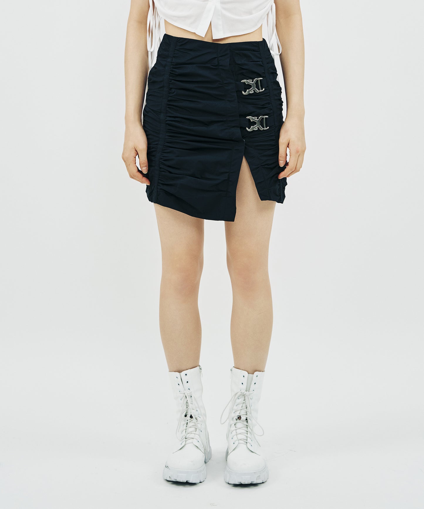 UNBLANCE BUCKLE SKIRT