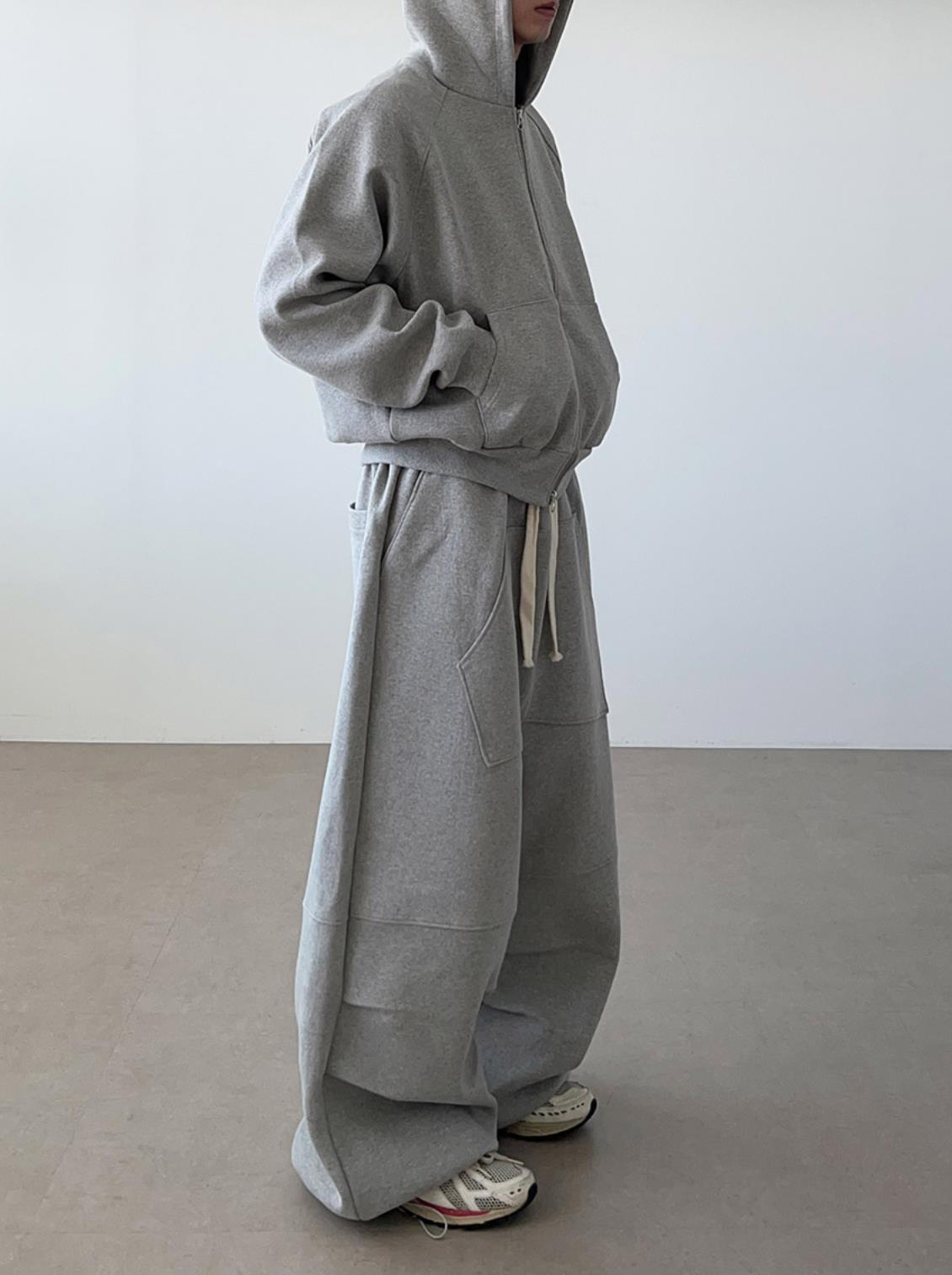 Goat Hood Zip-up