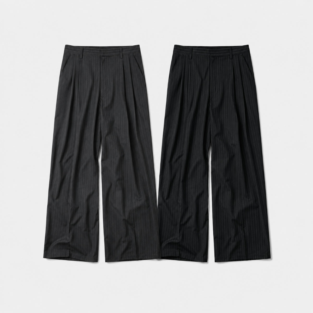 Pinstripe Wide Slacks チャコールストライプ／ブラックストライプ 2色