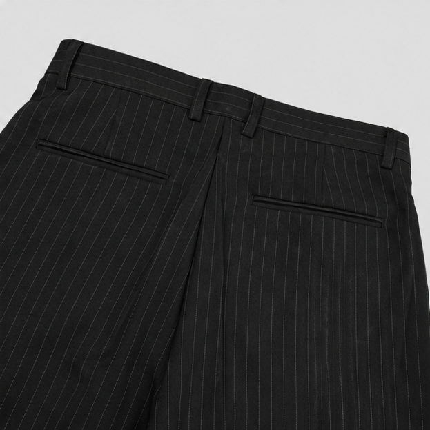 Pinstripe Wide Slacks バックポケット ディテール