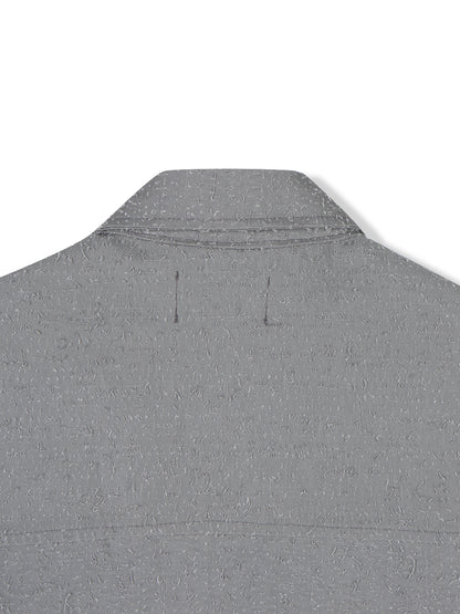VOID Crinkle Textured Cropped Shirt GRAY collar detail