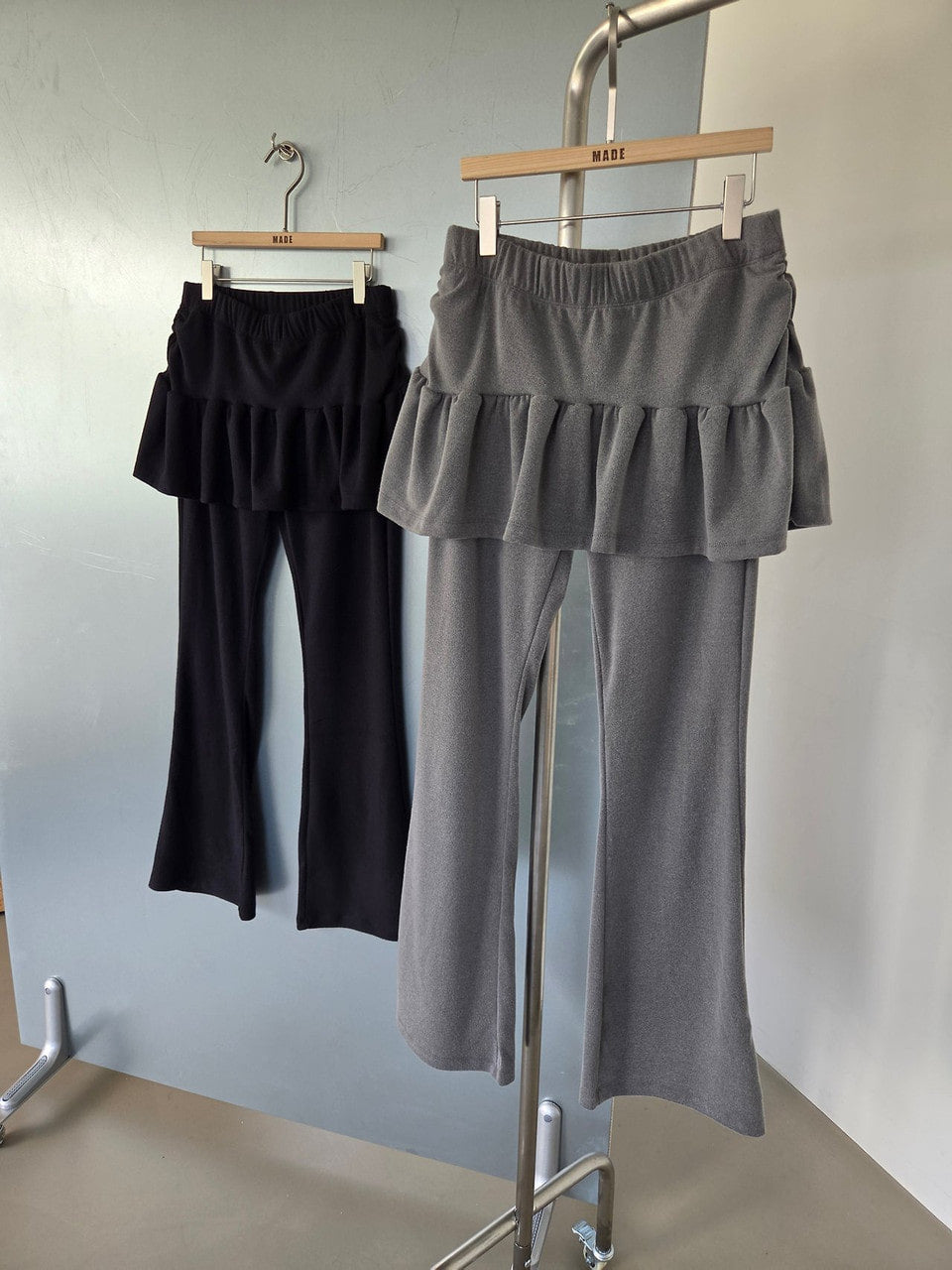 A MA:DE キャンキャンレイヤードパンツ 2色