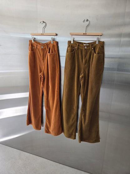 A MA:DE コーデュロイパンツ キャメルとオリーブ