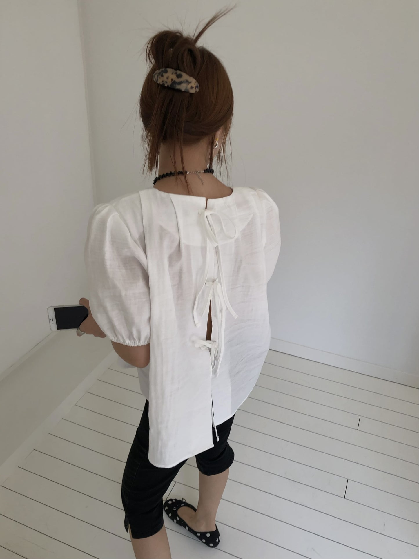 A MA:DE ビギニング ブラウス スタイリング着用 | 韓国ファッション コーデ
