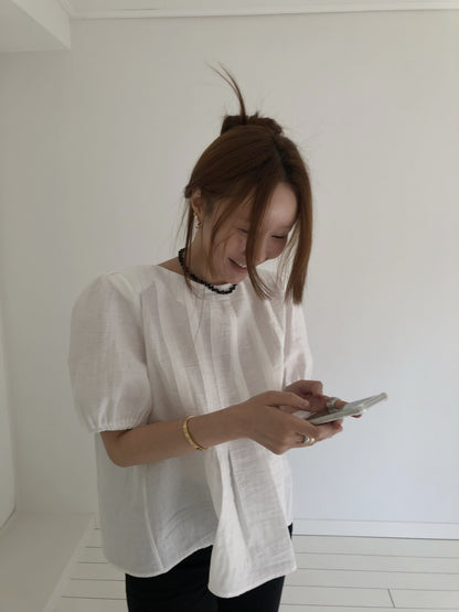 A MA:DE ビギニング ブラウス モデル着用 | 韓国ブランド コーデ
