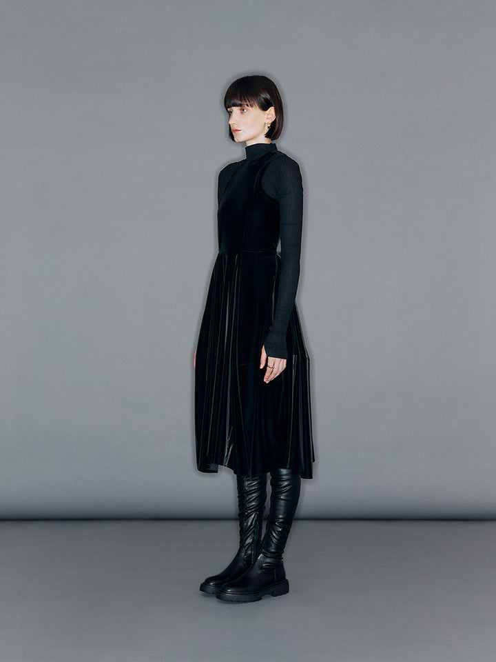 【ARIK. アリク】ALYA Velvet-like faux leather volume dress Black