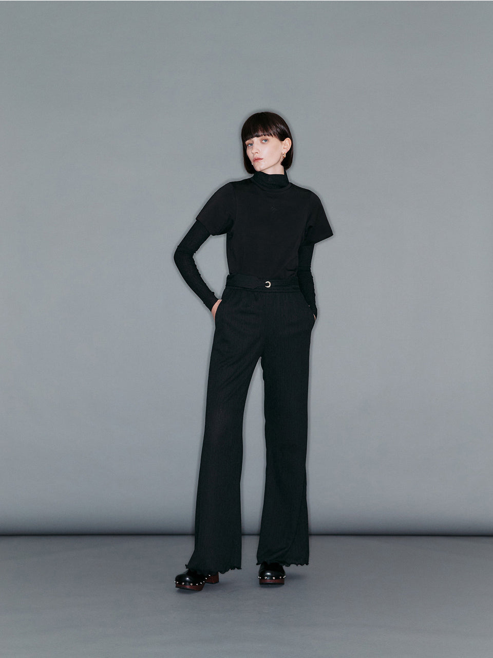 アリク レタスエッジパンツ 韓国ブランド スタイル