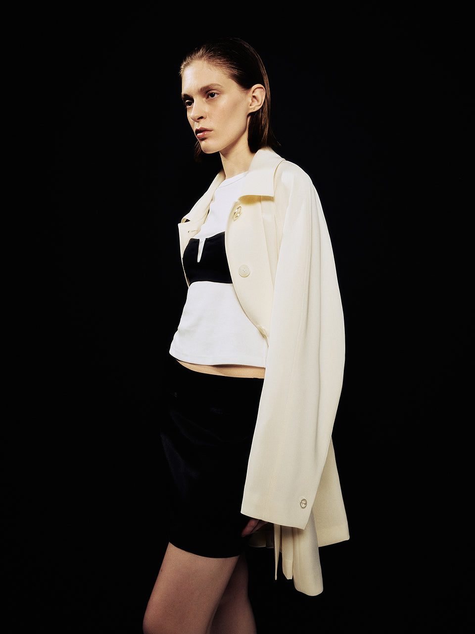 韓国ファッション きれいめ アウター コーデ