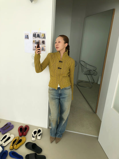 秋冬レディースコーデ ワイドデニムパンツ