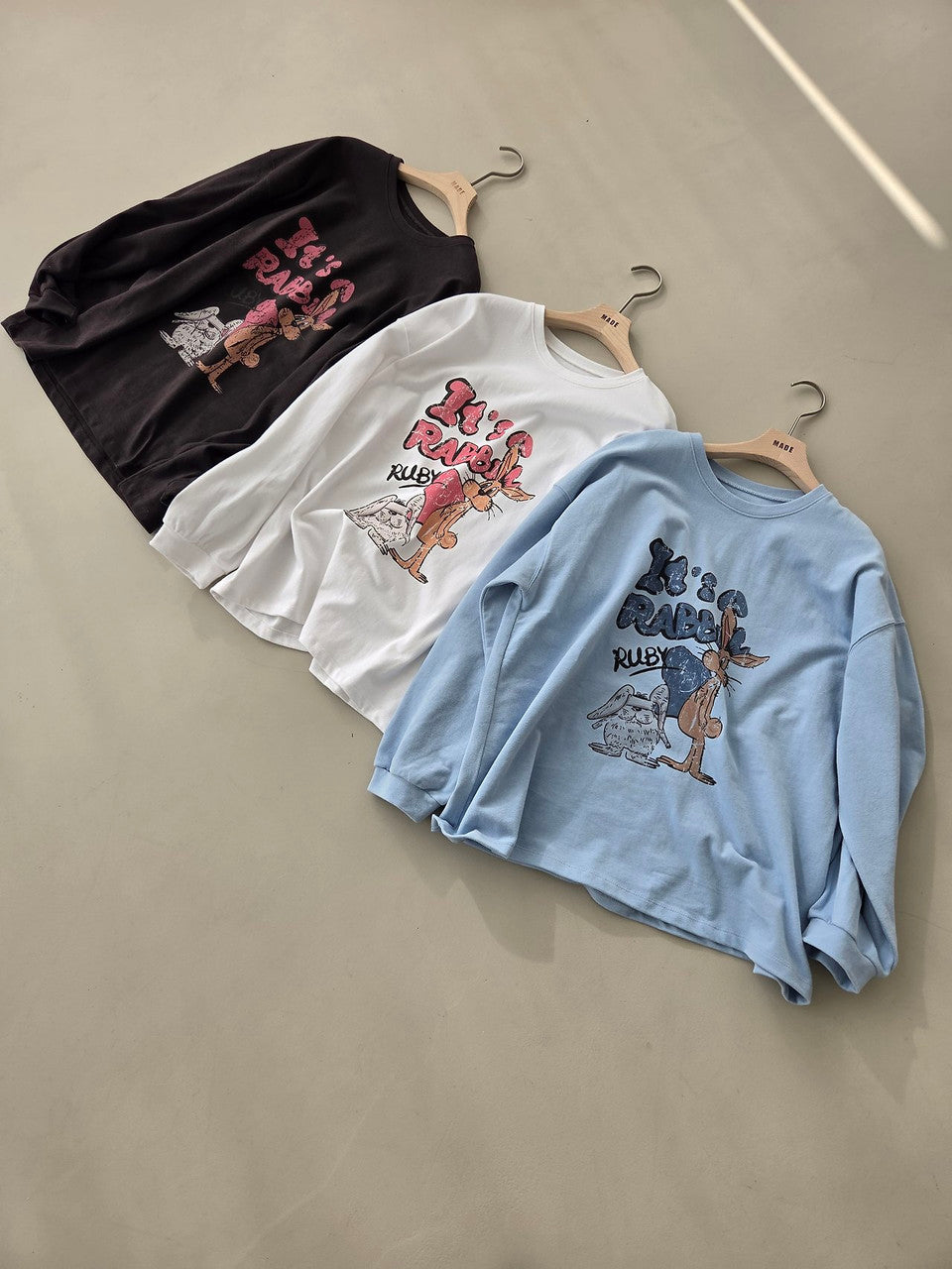 レディース グラフィックロンT 3色