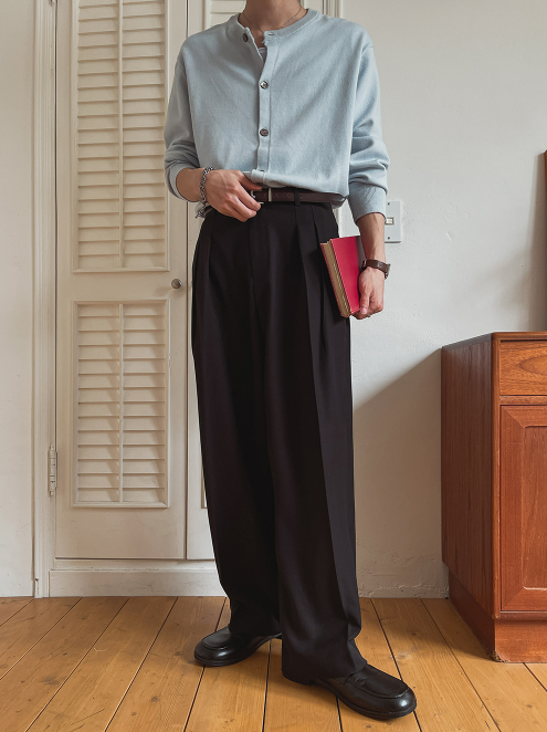 MAGNOLIA Classic Drape Two-Tuck Trousers(IVORY,BLACK,BEIGE) 商品画像1/12