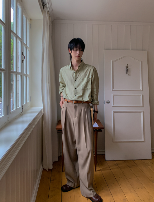 MAGNOLIA Classic Drape Two-Tuck Trousers(IVORY,BLACK,BEIGE) 商品画像3/12