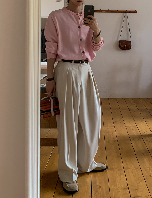 MAGNOLIA Classic Drape Two-Tuck Trousers(IVORY,BLACK,BEIGE) 商品画像5/12