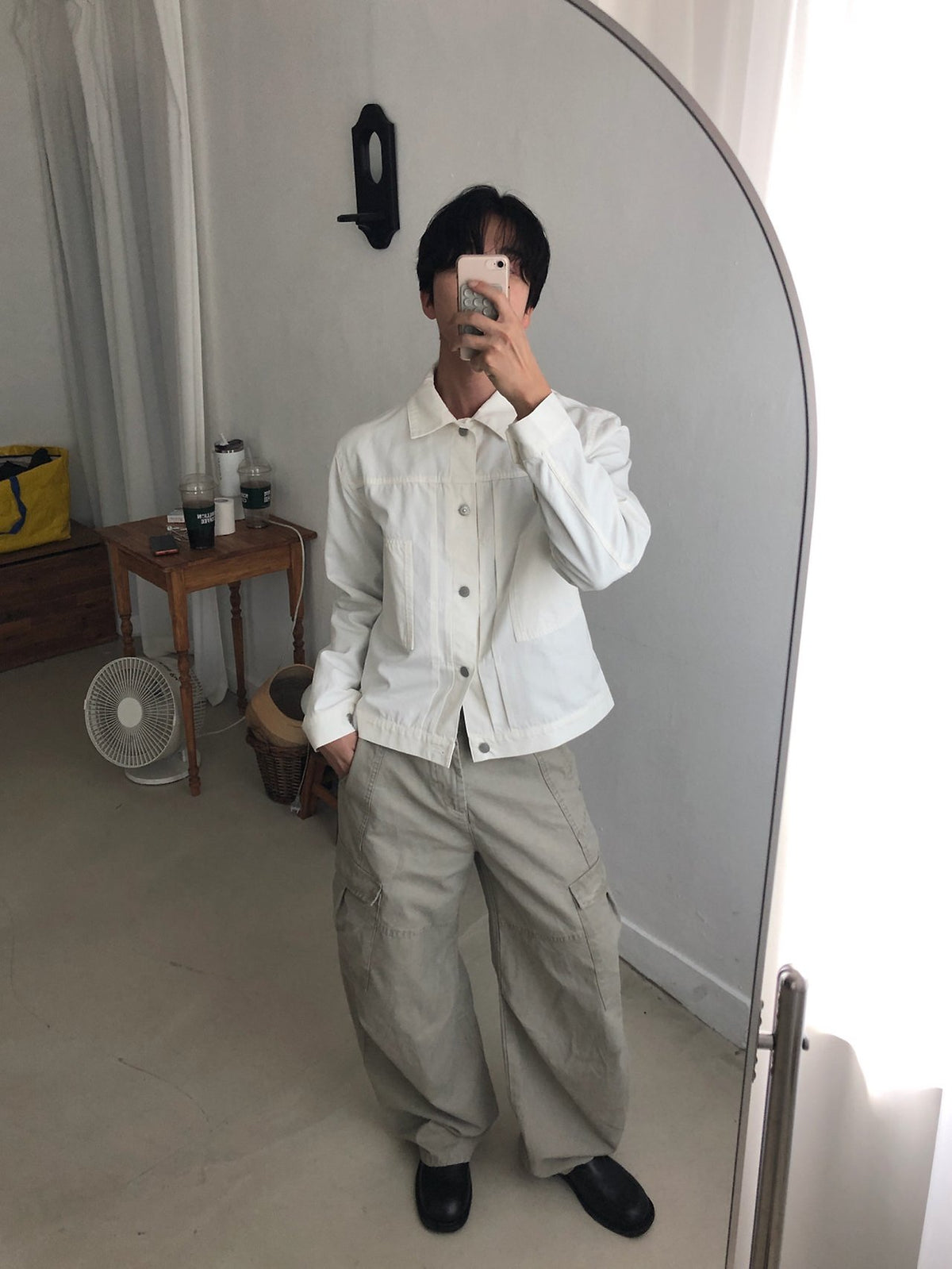 MAGNOLIA Cotton Trucker Jacket(WHITE, BLACK) 商品画像1/15